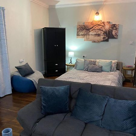 Arcadia Studio Apartment Augier Ngoại thất bức ảnh